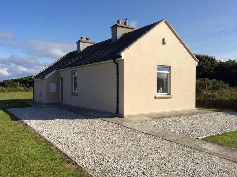 Rossport Bungalow With An Atlantic View Ballina (Mayo) Exterior foto